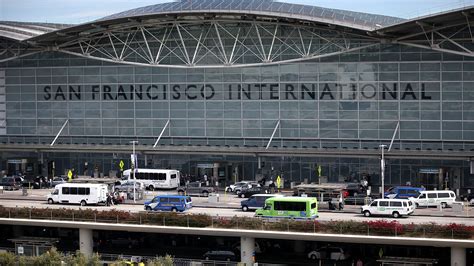 SFO food court evacuated, police on scene for 'unattended item'